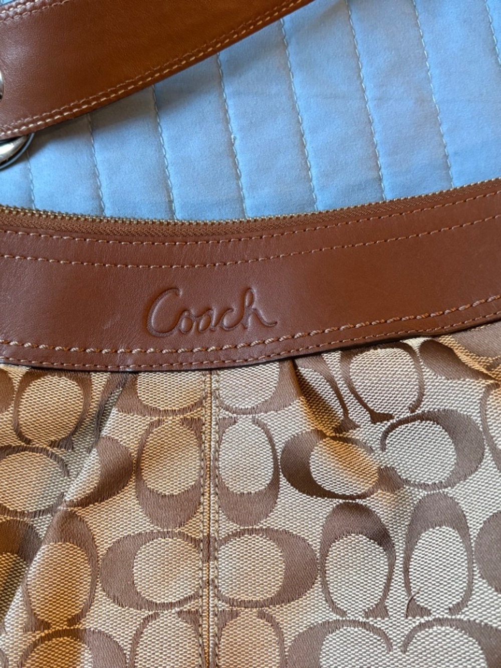 Authentic Coach Soho Hobo Bag - Picture 7 of 9